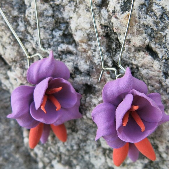 Handmade Jewelry - Very Light Purple Orange Floral Earrings